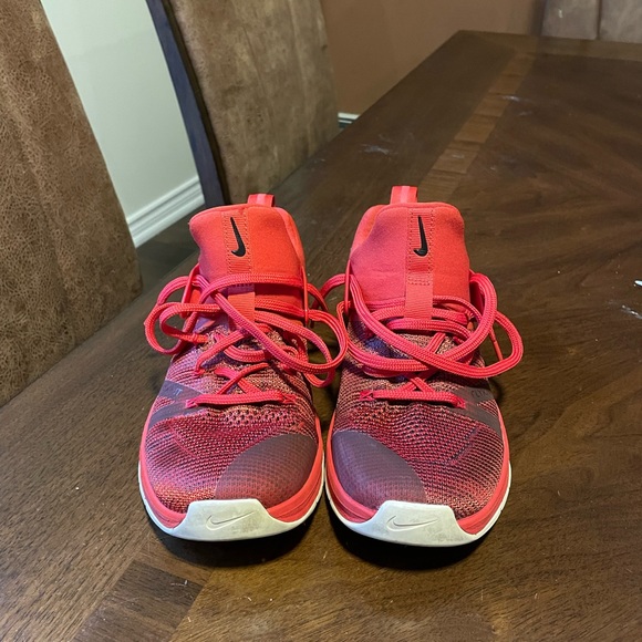 Metcon Flyknit 3 'Mystic Red - Picture 3 of 3